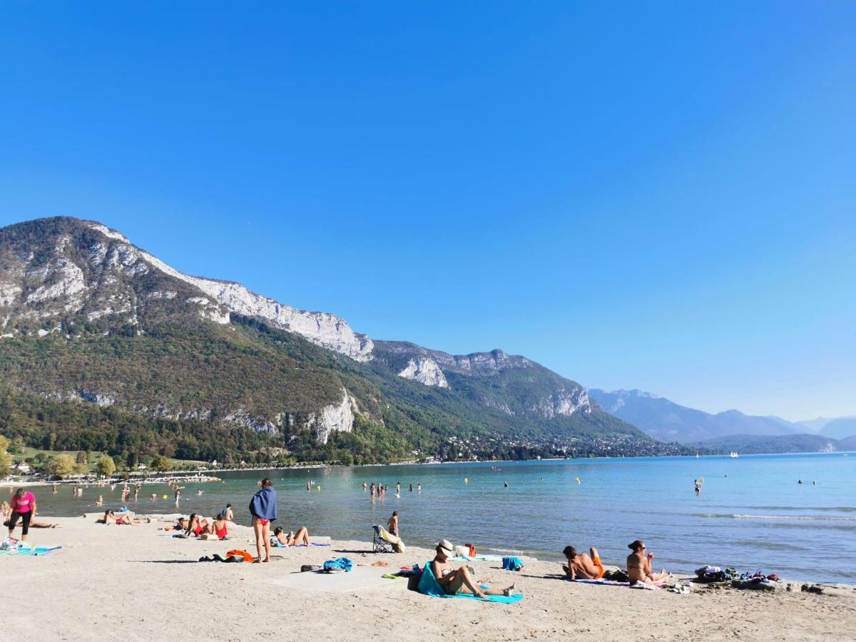 Charmant Appartement A 1 Minute Du Lac アヌシー エクステリア 写真