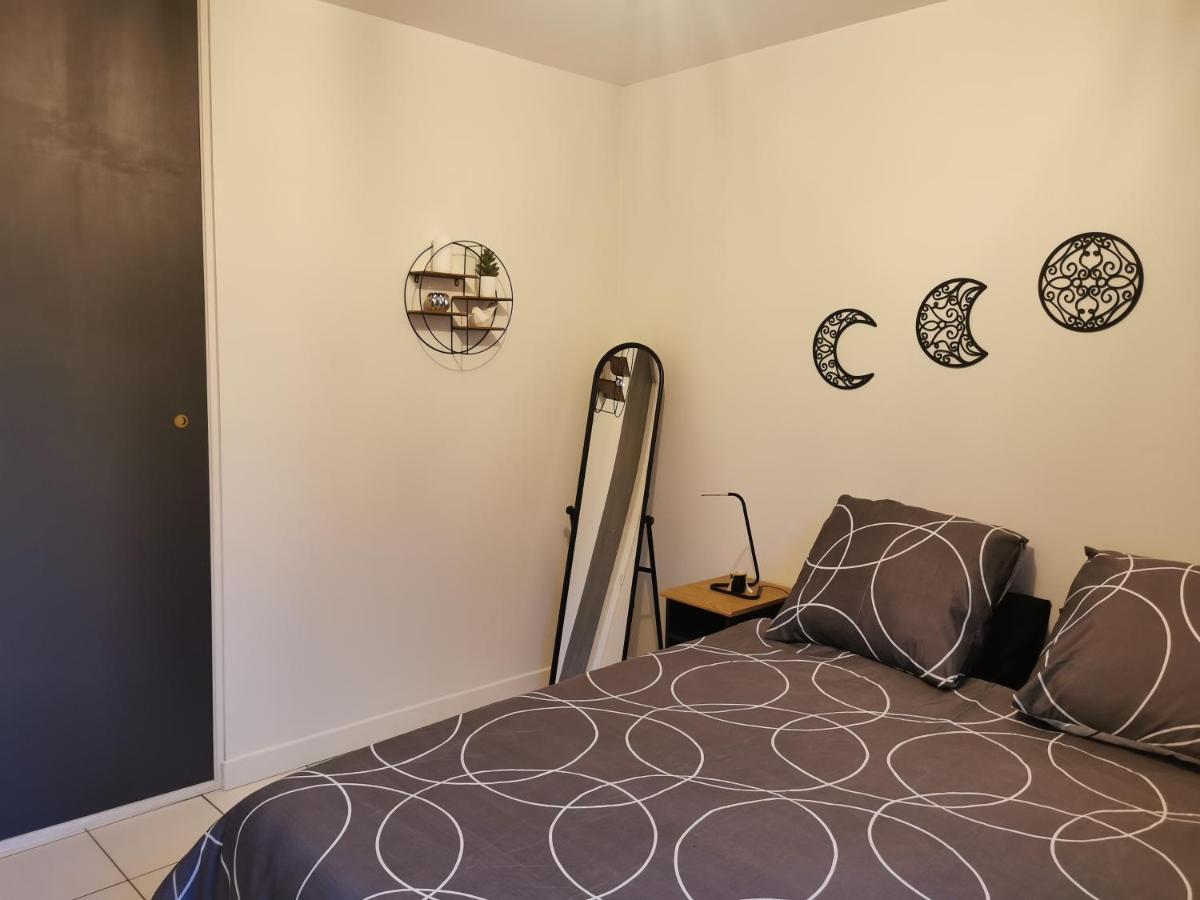 Charmant Appartement A 1 Minute Du Lac アヌシー エクステリア 写真