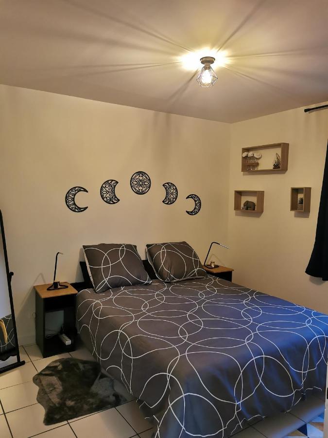 Charmant Appartement A 1 Minute Du Lac アヌシー エクステリア 写真