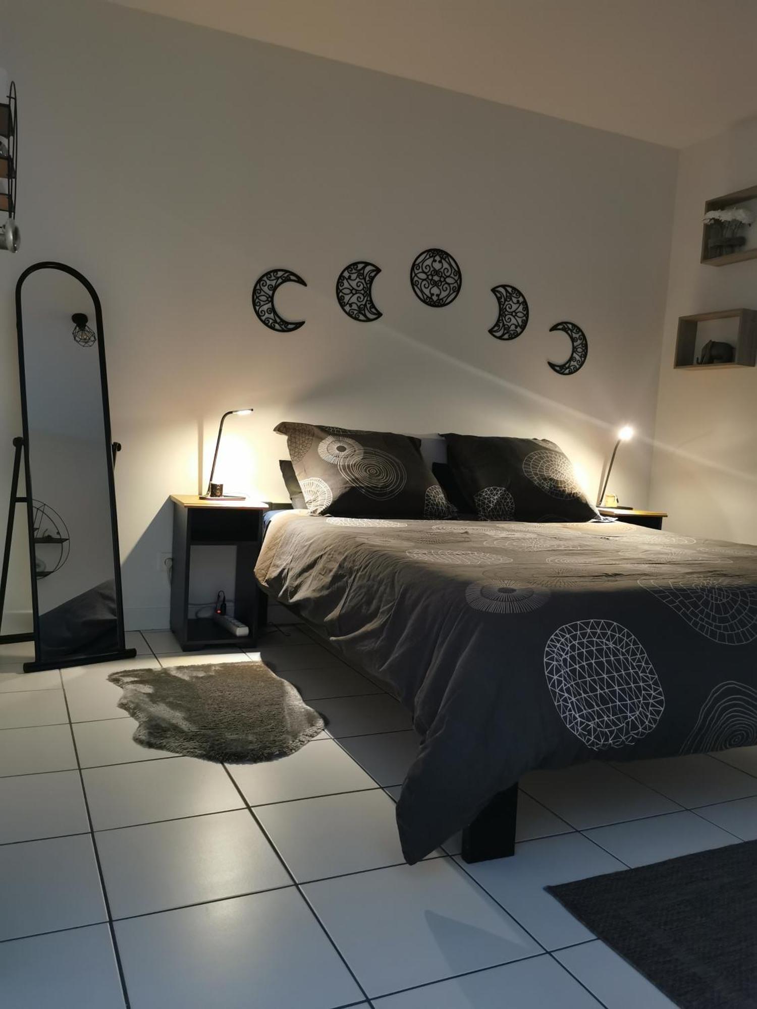 Charmant Appartement A 1 Minute Du Lac アヌシー エクステリア 写真