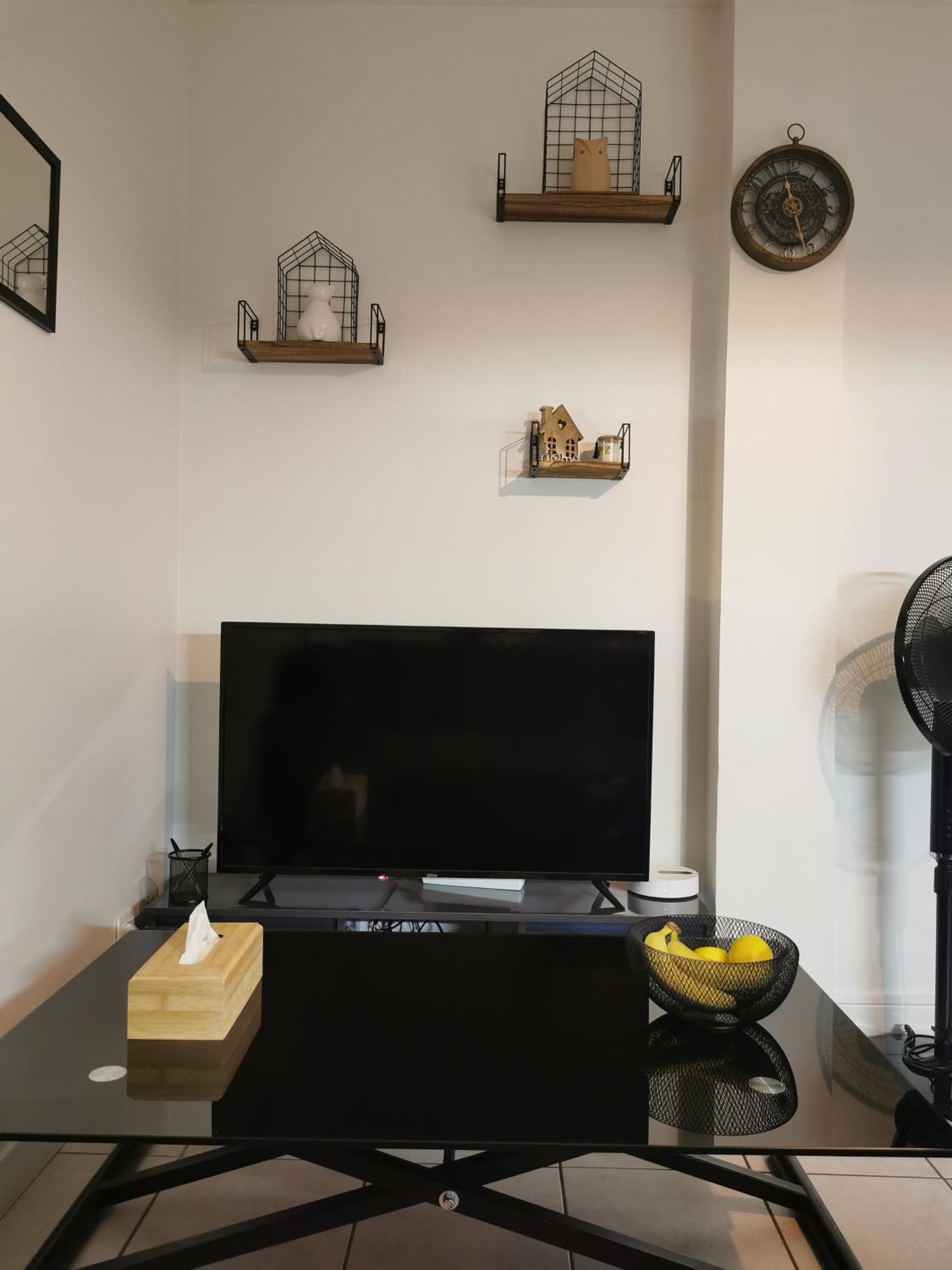 Charmant Appartement A 1 Minute Du Lac アヌシー エクステリア 写真